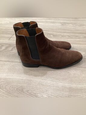 Men's Brown Suede Chelsea Boots size 8 Aquatalia made in Italy